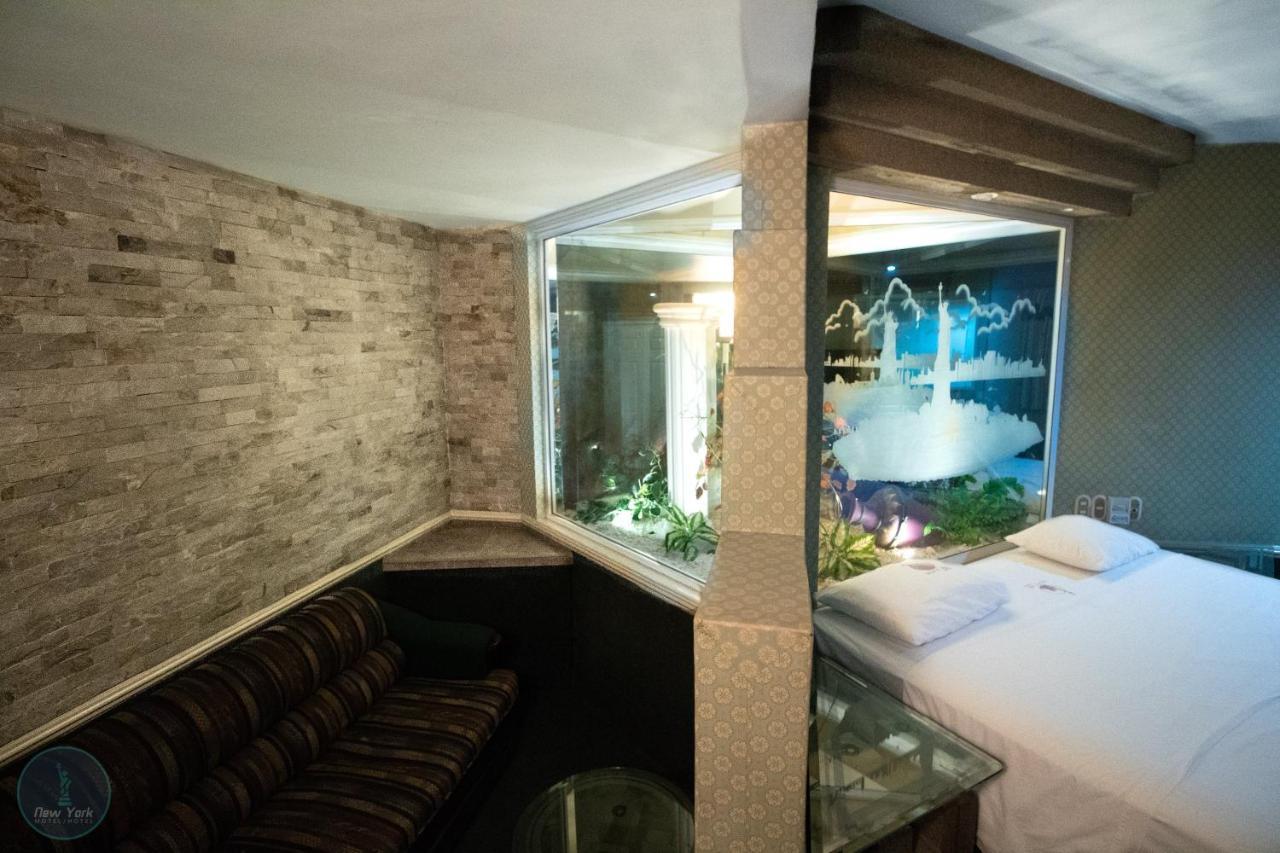 New York Hotel/Motel Orizaba  Exterior photo